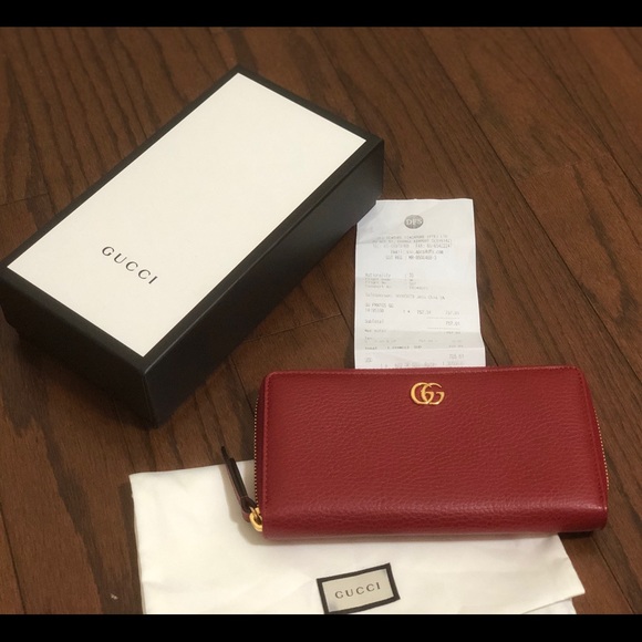 Gucci Other - Gucci Wallet